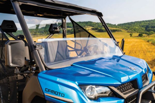 Picture of 5SYV-805300-1000 - UFORCE 1000 HALF WINDSHIELD (POLY)